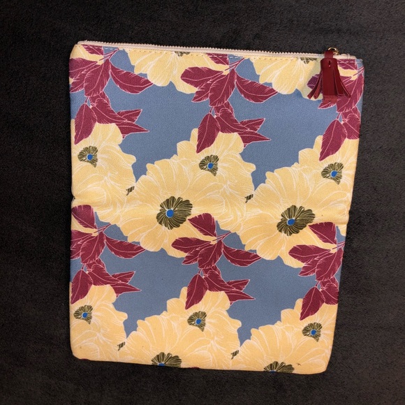 Rachel Pally Reversible Floral Clutch - Picture 6 of 8